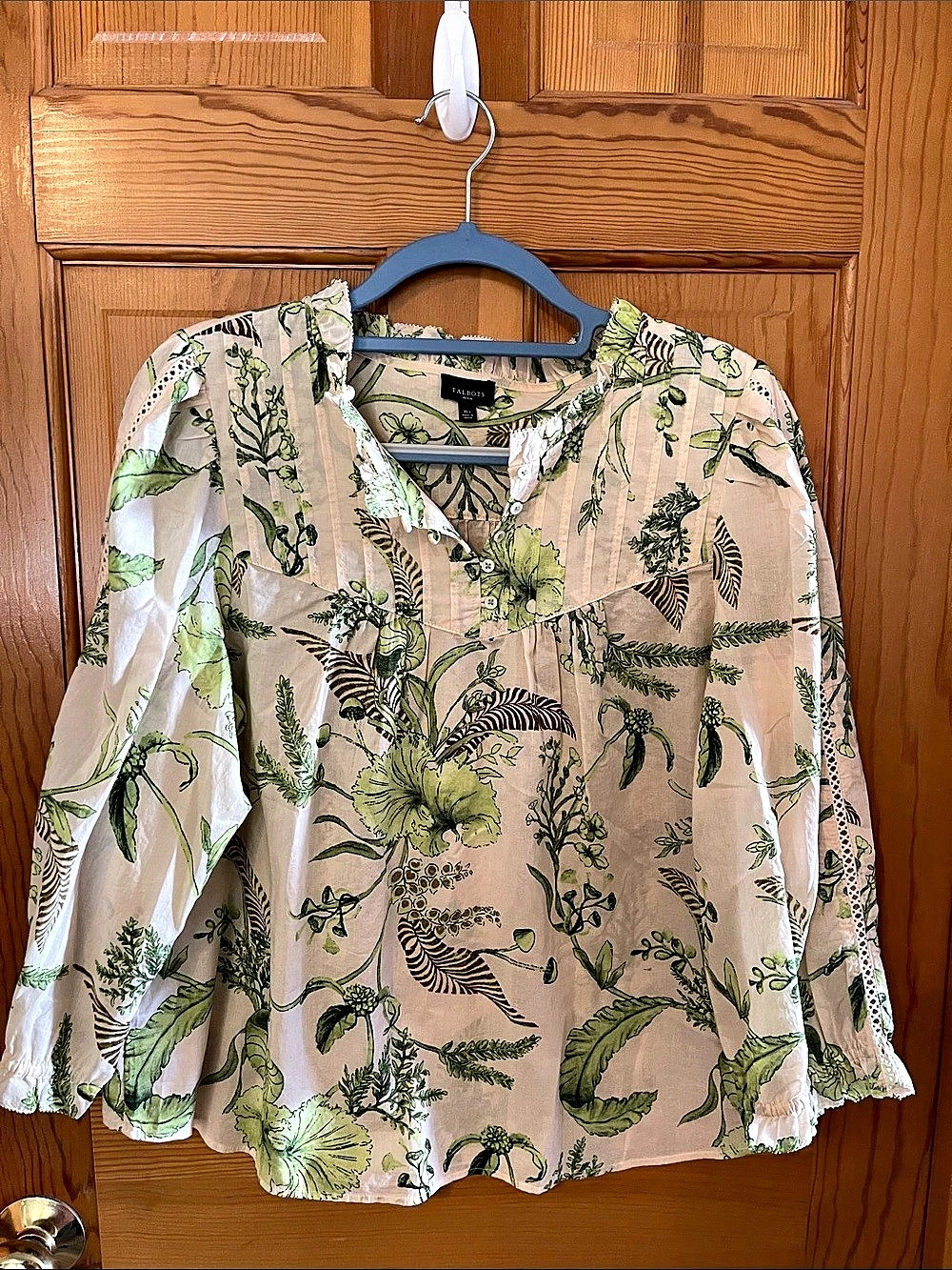 Talbots Floral Blouse in Pink & Green Size XL (16) Petite Like New